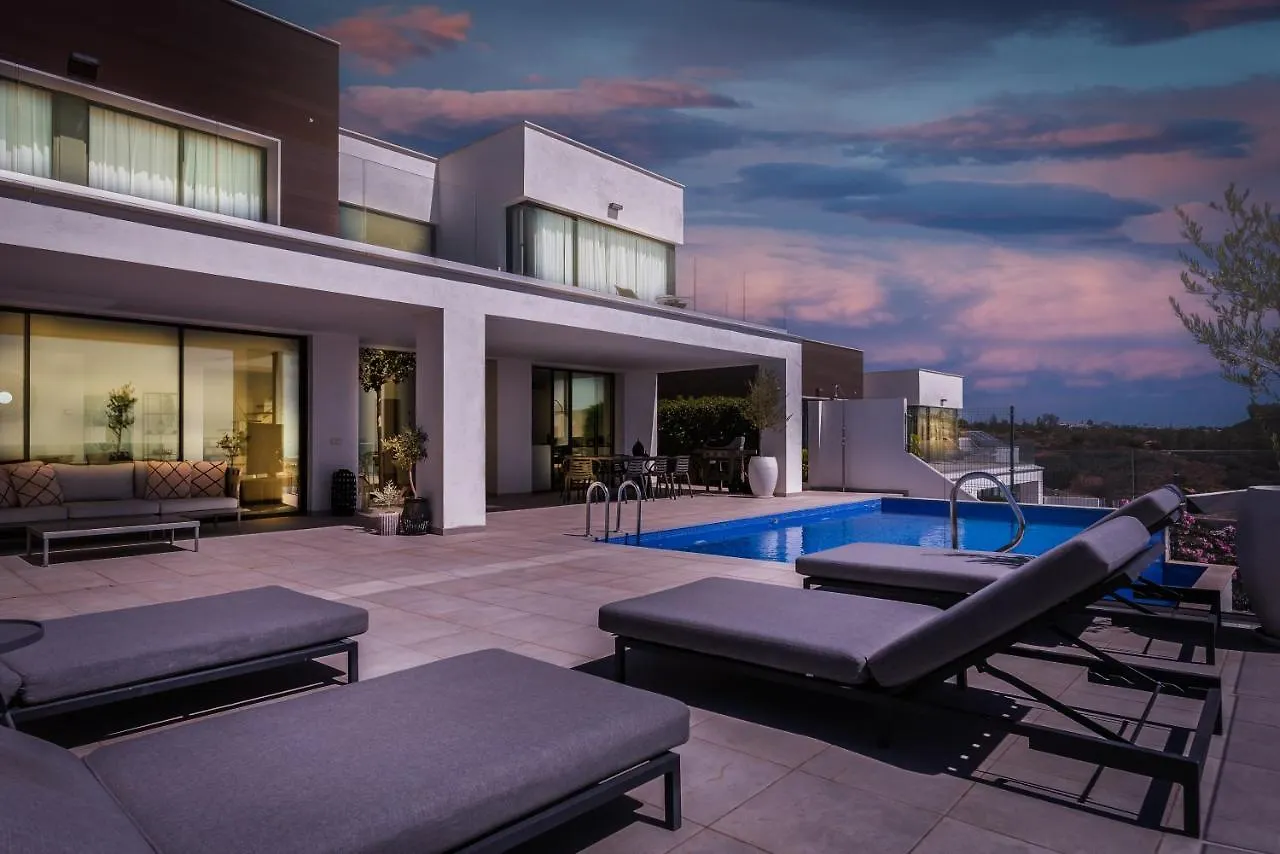 3 Bed Dream Villa With Pool & Panormaic Sea Views Malaga