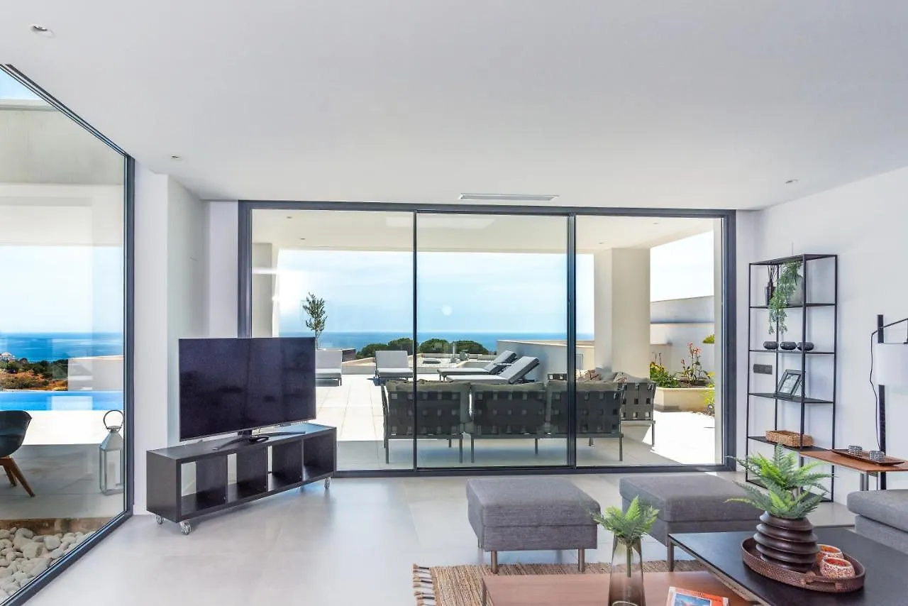 3 Bed Dream Villa With Pool & Panormaic Sea Views Malaga